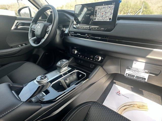 2026 Mitsubishi Outlander ES S-AWC