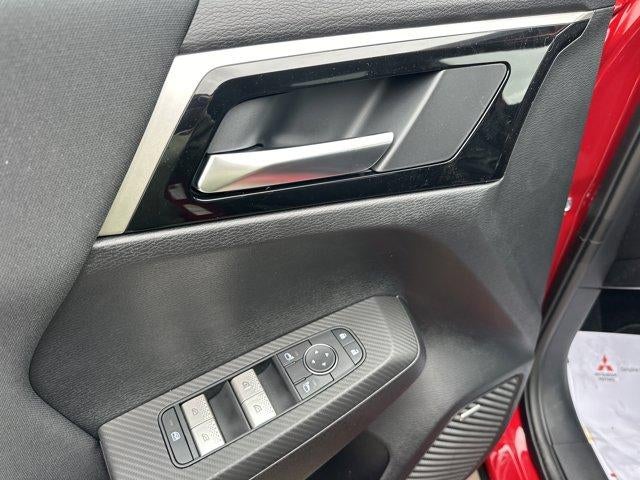 2026 Mitsubishi Outlander ES S-AWC