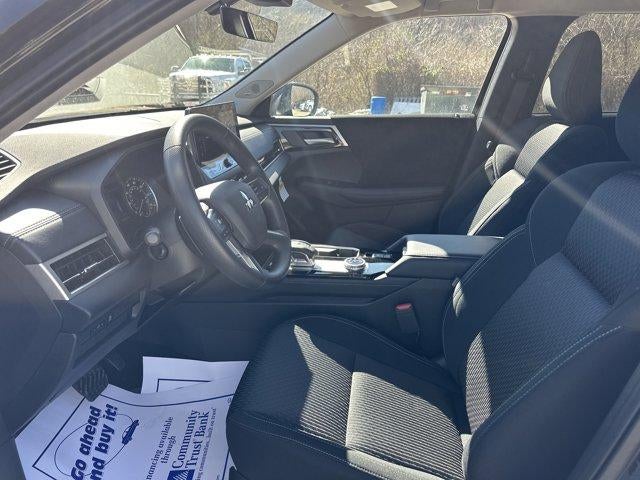 2026 Mitsubishi Outlander ES S-AWC