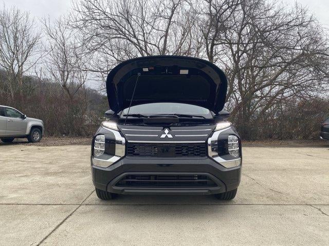 2026 Mitsubishi Outlander ES S-AWC