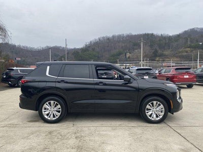 2026 Mitsubishi Outlander ES S-AWC