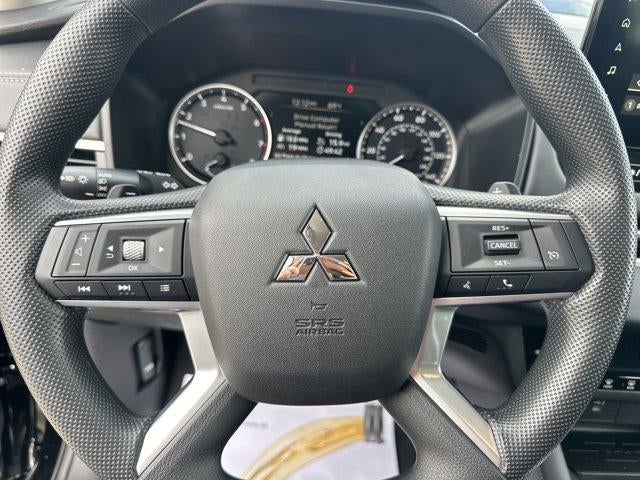 2026 Mitsubishi Outlander ES S-AWC