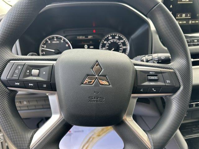 2026 Mitsubishi Outlander ES S-AWC