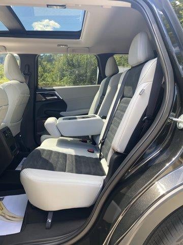 2025 Mitsubishi Outlander SE S-AWC