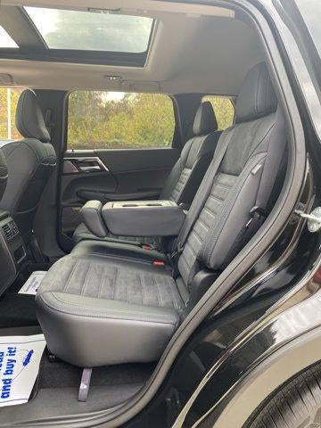 2025 Mitsubishi Outlander SE S-AWC