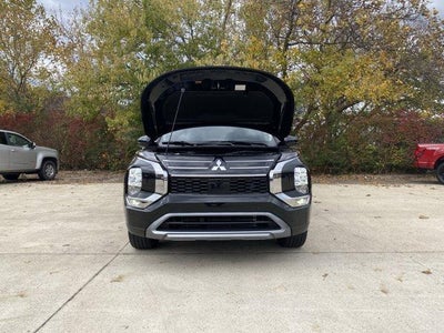 2025 Mitsubishi Outlander SE S-AWC