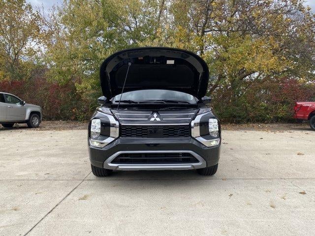 2025 Mitsubishi Outlander SE S-AWC