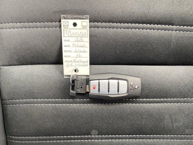 2025 Mitsubishi Outlander SE S-AWC