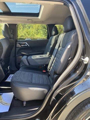 2025 Mitsubishi Outlander SE S-AWC