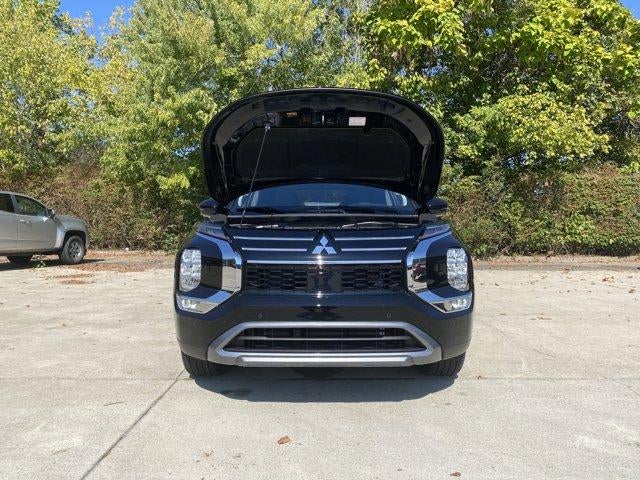 2025 Mitsubishi Outlander SE S-AWC