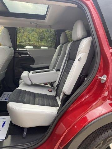 2025 Mitsubishi Outlander SE S-AWC