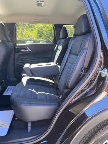 2025 Mitsubishi Outlander SE S-AWC