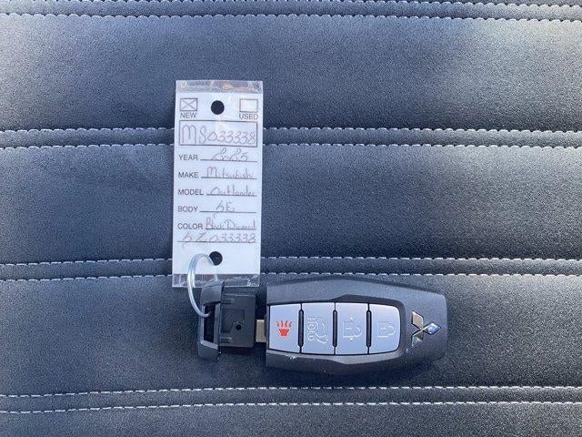 2025 Mitsubishi Outlander SE S-AWC