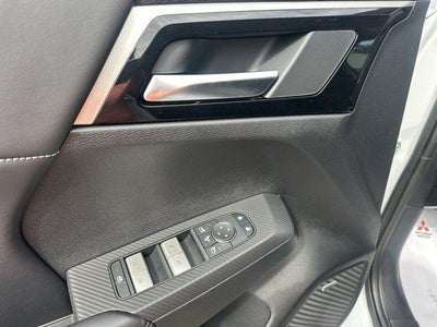 2026 Mitsubishi Outlander SE S-AWC