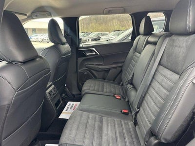 2026 Mitsubishi Outlander SE S-AWC