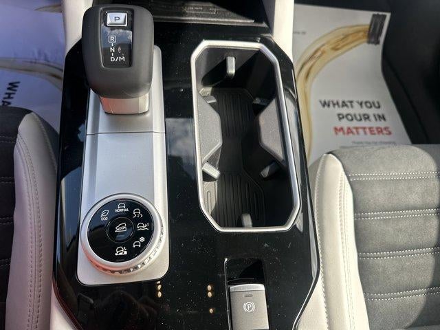 2026 Mitsubishi Outlander SE S-AWC