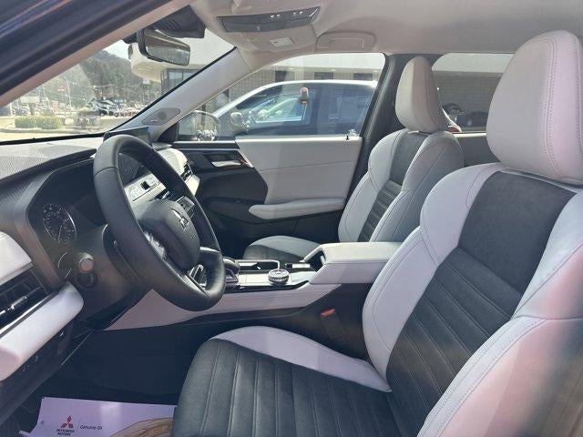 2026 Mitsubishi Outlander SE S-AWC