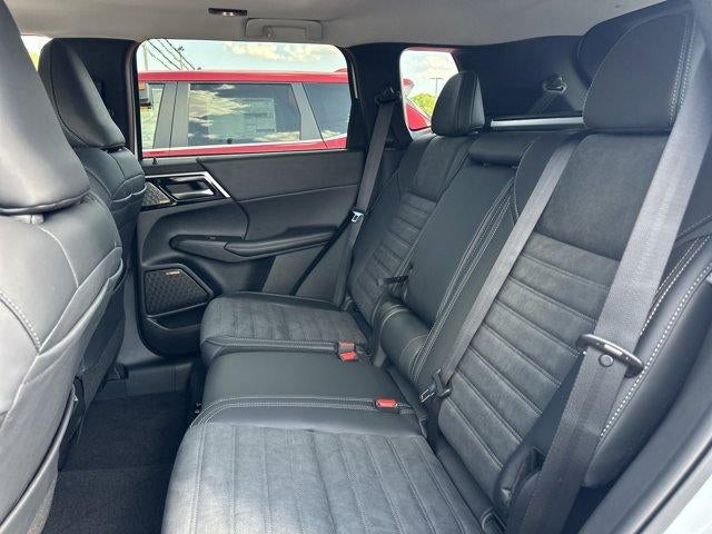 2026 Mitsubishi Outlander SE S-AWC