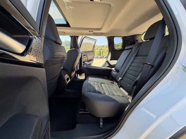 2026 Mitsubishi Outlander SE S-AWC