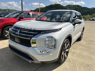 2026 Mitsubishi Outlander SE S-AWC