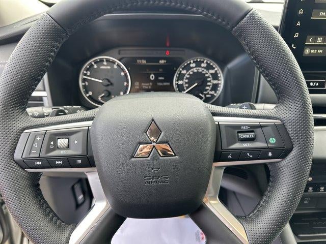2026 Mitsubishi Outlander SE S-AWC