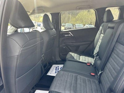 2026 Mitsubishi Outlander SE S-AWC