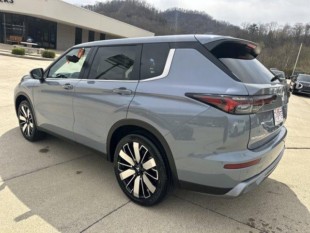 2026 Mitsubishi Outlander SE S-AWC