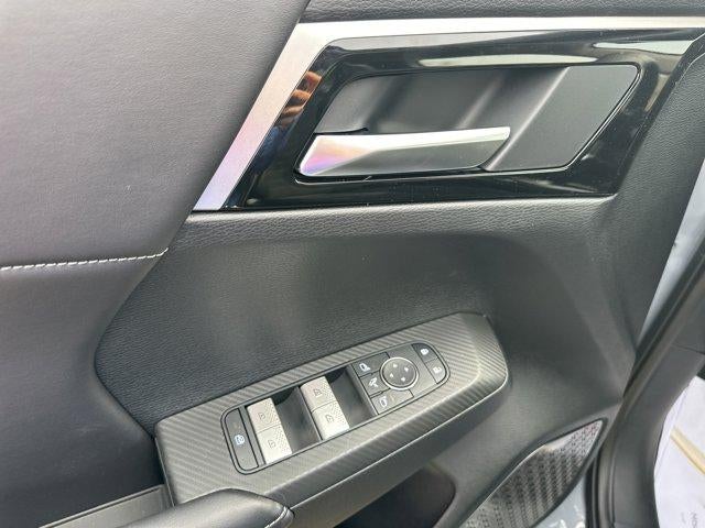 2026 Mitsubishi Outlander SE S-AWC