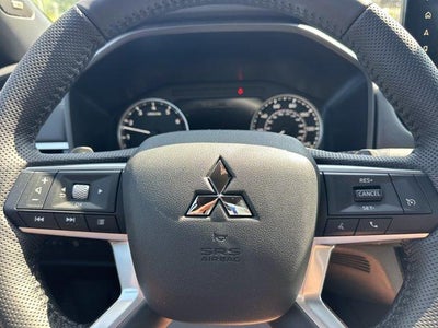 2026 Mitsubishi Outlander LE S-AWC