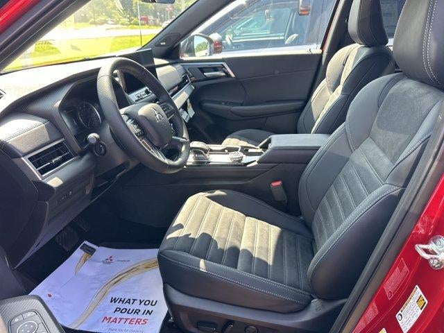 2026 Mitsubishi Outlander LE S-AWC
