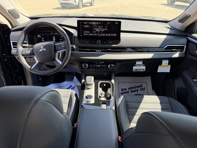 2026 Mitsubishi Outlander SE S-AWC