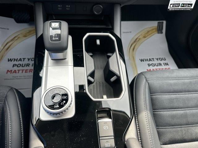 2026 Mitsubishi Outlander SE S-AWC