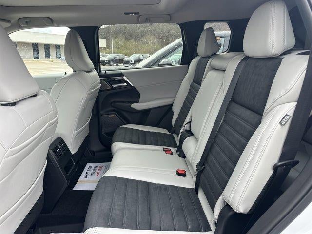 2026 Mitsubishi Outlander SE S-AWC