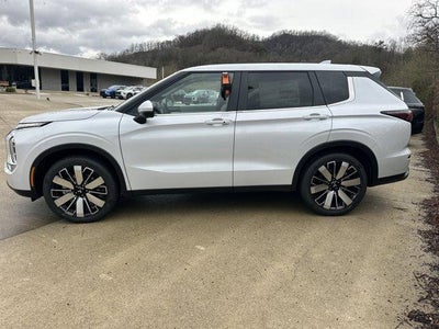 2026 Mitsubishi Outlander SE S-AWC