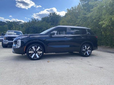 2025 Mitsubishi Outlander Platinum Edition S-AWC