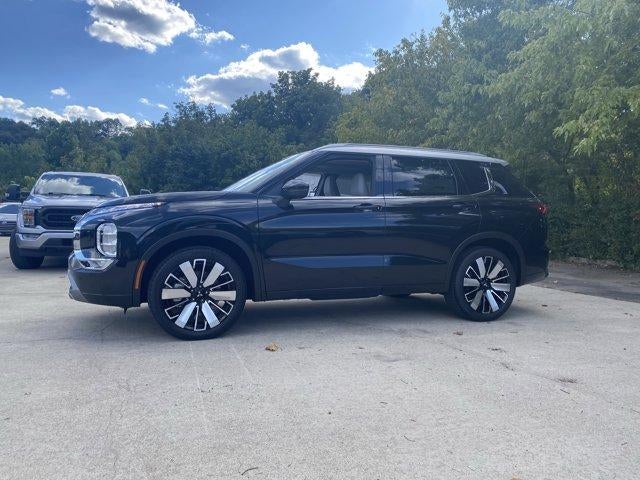 2025 Mitsubishi Outlander Platinum Edition S-AWC
