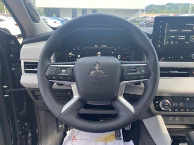2025 Mitsubishi Outlander Platinum Edition S-AWC