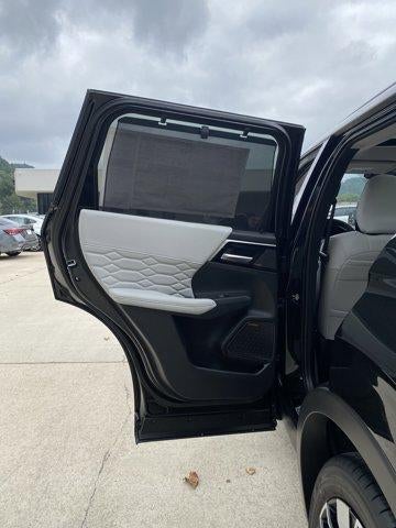 2025 Mitsubishi Outlander Platinum Edition S-AWC