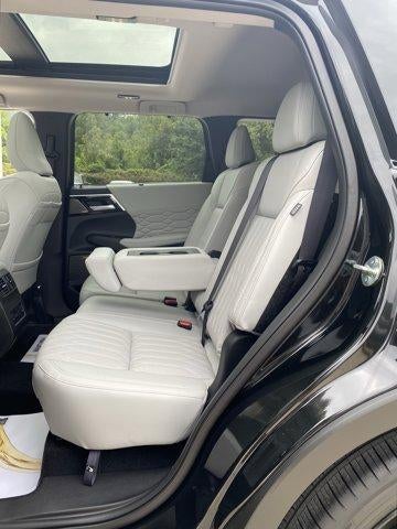 2025 Mitsubishi Outlander Platinum Edition S-AWC