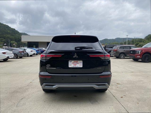 2025 Mitsubishi Outlander Platinum Edition S-AWC