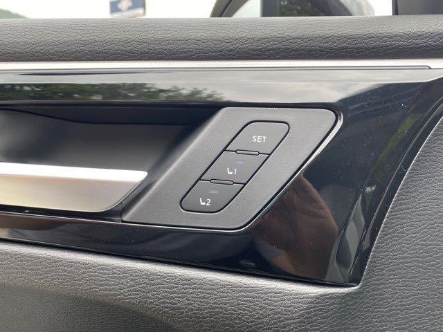 2025 Mitsubishi Outlander Platinum Edition S-AWC