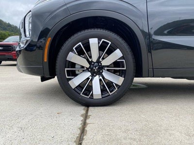 2025 Mitsubishi Outlander Platinum Edition S-AWC