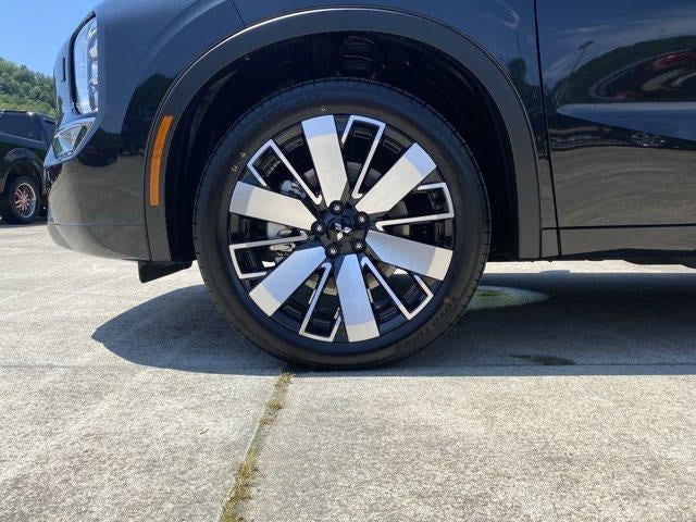 2025 Mitsubishi Outlander Platinum Edition S-AWC