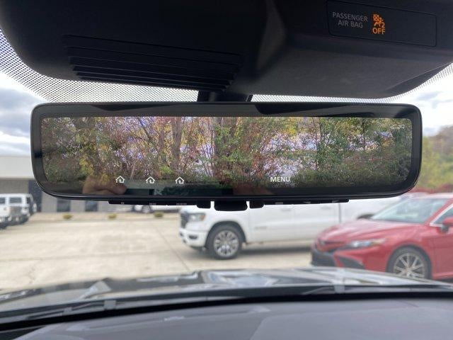 2025 Mitsubishi Outlander Platinum Edition S-AWC