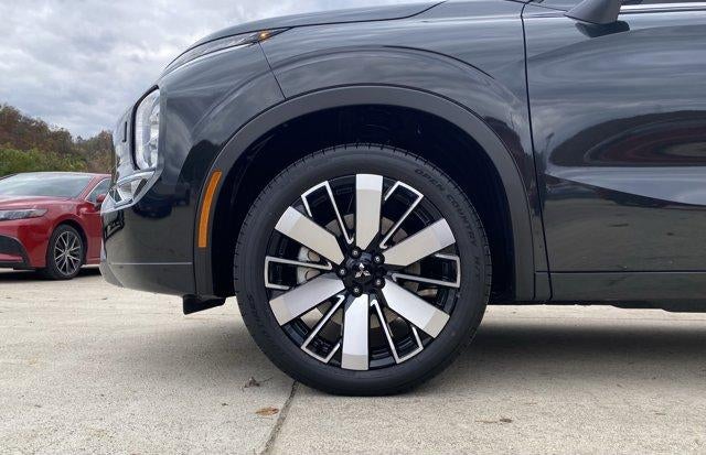 2025 Mitsubishi Outlander Platinum Edition S-AWC