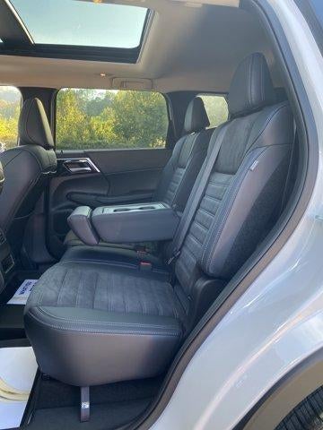 2025 Mitsubishi Outlander Plug-In Hybrid SE S-AWC