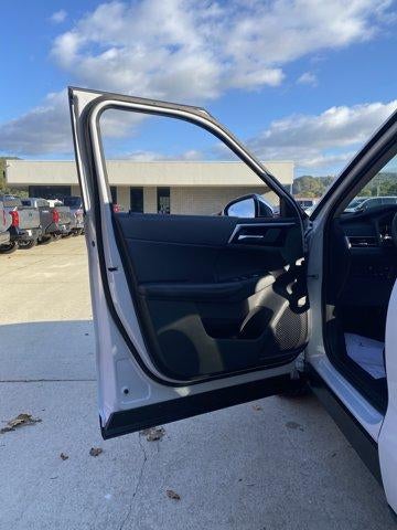 2025 Mitsubishi Outlander Plug-In Hybrid SE S-AWC