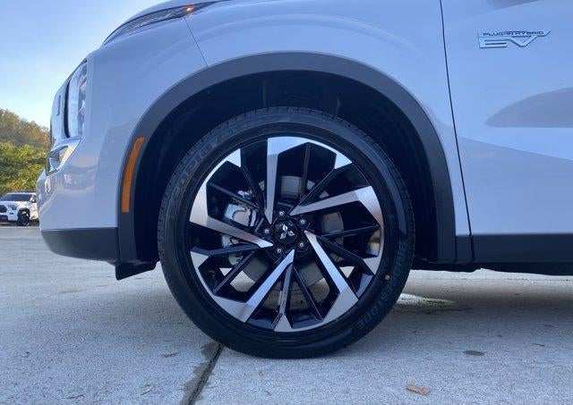 2025 Mitsubishi Outlander Plug-In Hybrid SE S-AWC