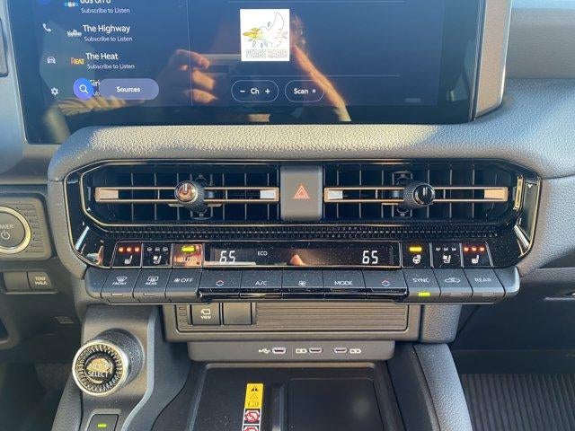 2025 Toyota Land Cruiser 4WD (GS)