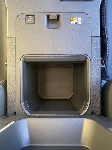 2025 Toyota Land Cruiser 4WD (GS)